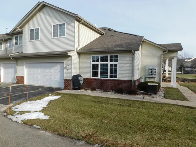 $310,000 | 2412 Fox River Parkway, Unit L, Waukesha, WI 53189