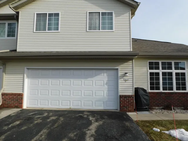 $310,000 | 2412 Fox River Parkway, Unit L, Waukesha, WI 53189
