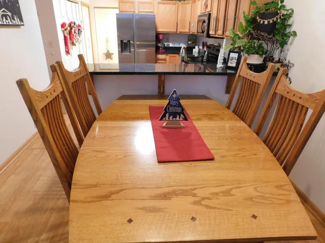 $310,000 | 2412 Fox River Parkway, Unit L, Waukesha, WI 53189