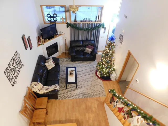 $310,000 | 2412 Fox River Parkway, Unit L, Waukesha, WI 53189