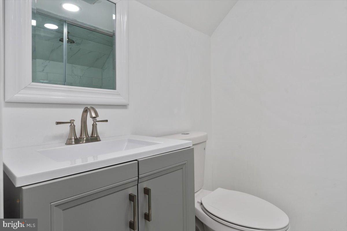 8116 Longpoint Road Dundalk, MD 21222 - Photo 21 of 27