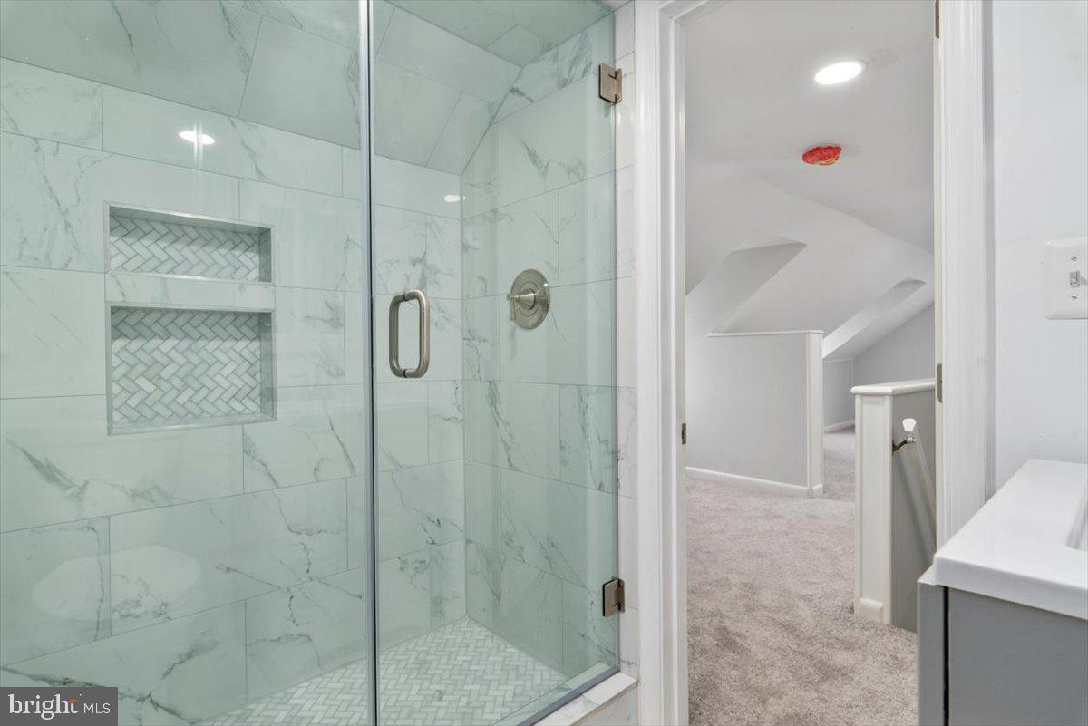 8116 Longpoint Road Dundalk, MD 21222 - Photo 22 of 27