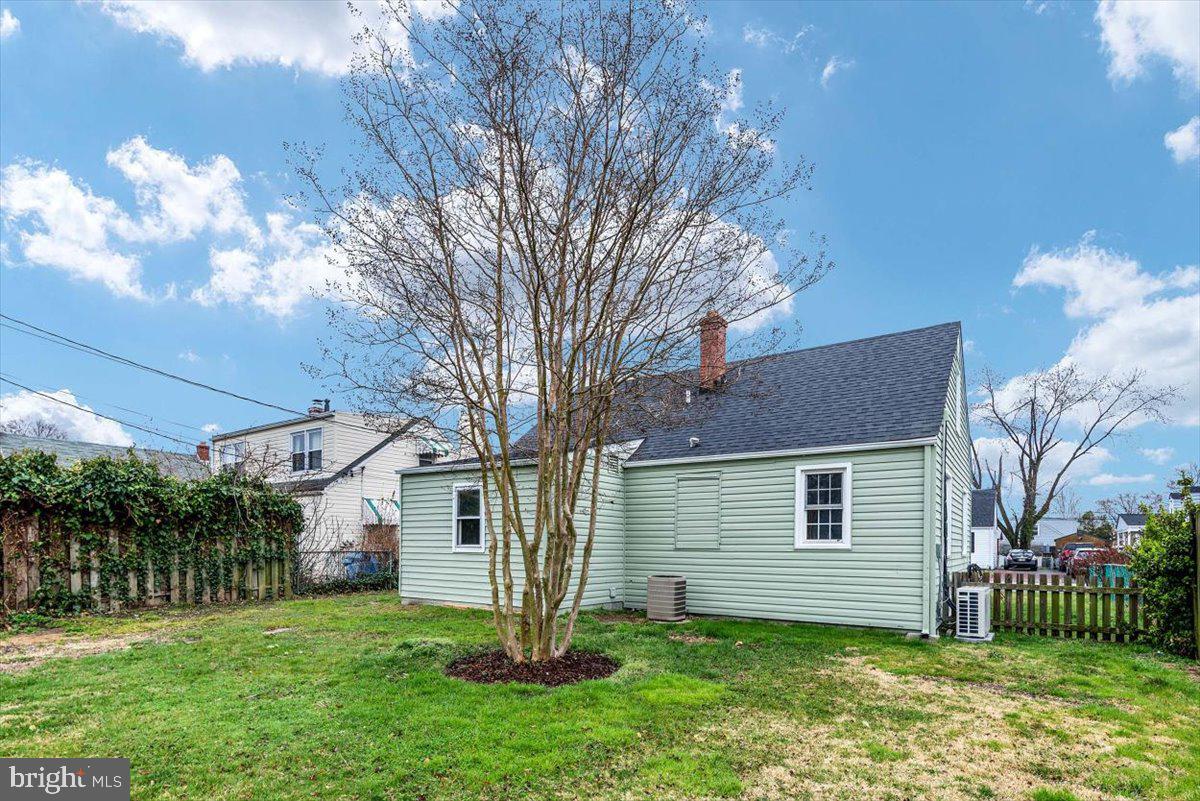 8116 Longpoint Road Dundalk, MD 21222 - Photo 25 of 27