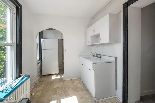 $325,000 | 128 Hamilton Street, Albany, NY 12207