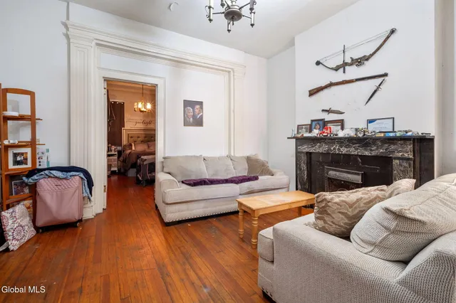 $325,000 | 128 Hamilton Street, Albany, NY 12207