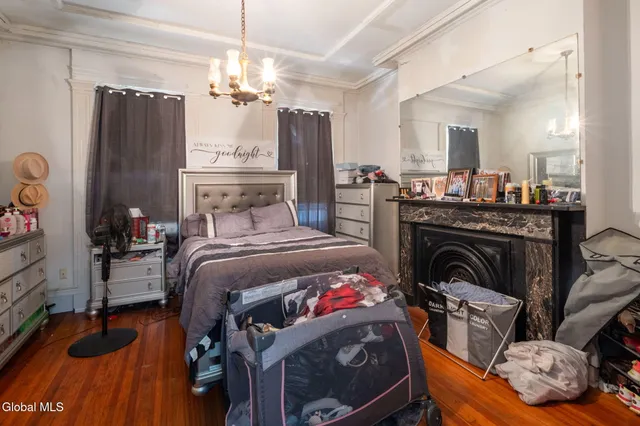 $325,000 | 128 Hamilton Street, Albany, NY 12207