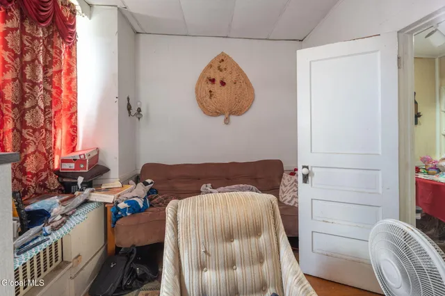 $325,000 | 128 Hamilton Street, Albany, NY 12207