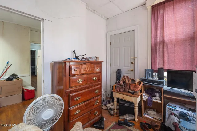 $325,000 | 128 Hamilton Street, Albany, NY 12207