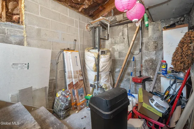 $325,000 | 128 Hamilton Street, Albany, NY 12207