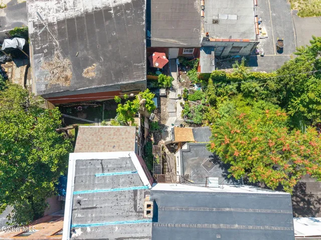 $325,000 | 128 Hamilton Street, Albany, NY 12207