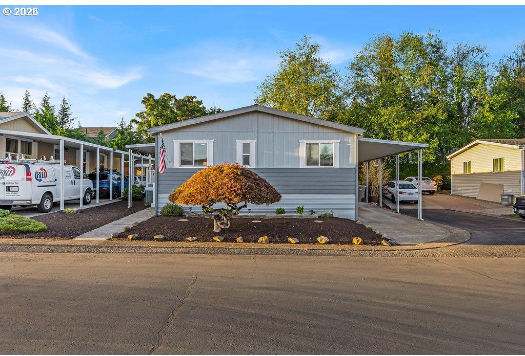 12450 Southwest Fischer Road, Unit 204 Portland, OR 97224 - Photo 2 of 43 Gallery Image 2