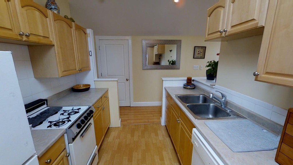 277 Channing Road Belmont, MA 02478 - Photo 5 of 11 Gallery Image 5