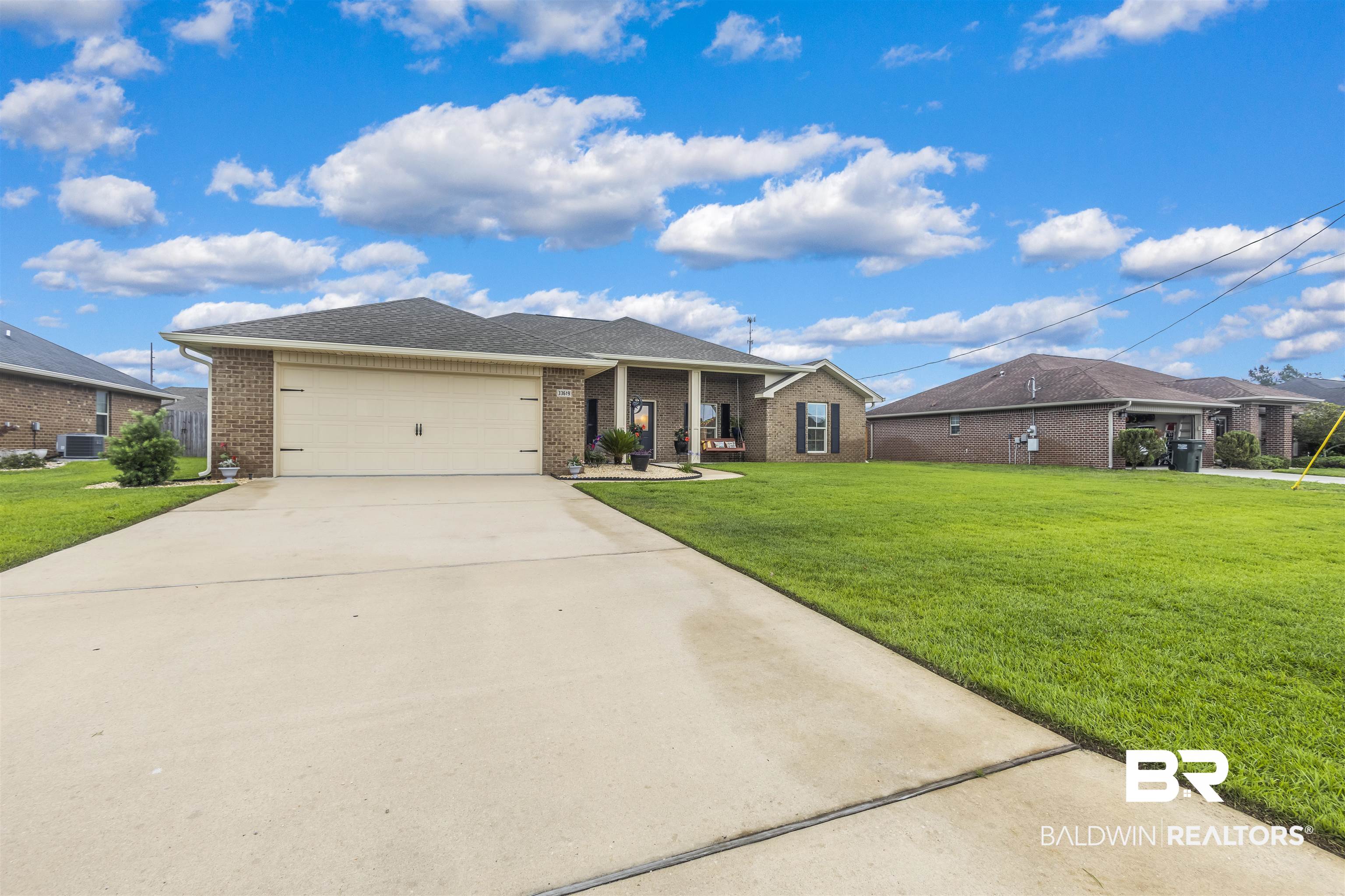 33619 Field Stone Lane Lillian, AL 36549 - Photo 3 of 31 Looking up the driveway