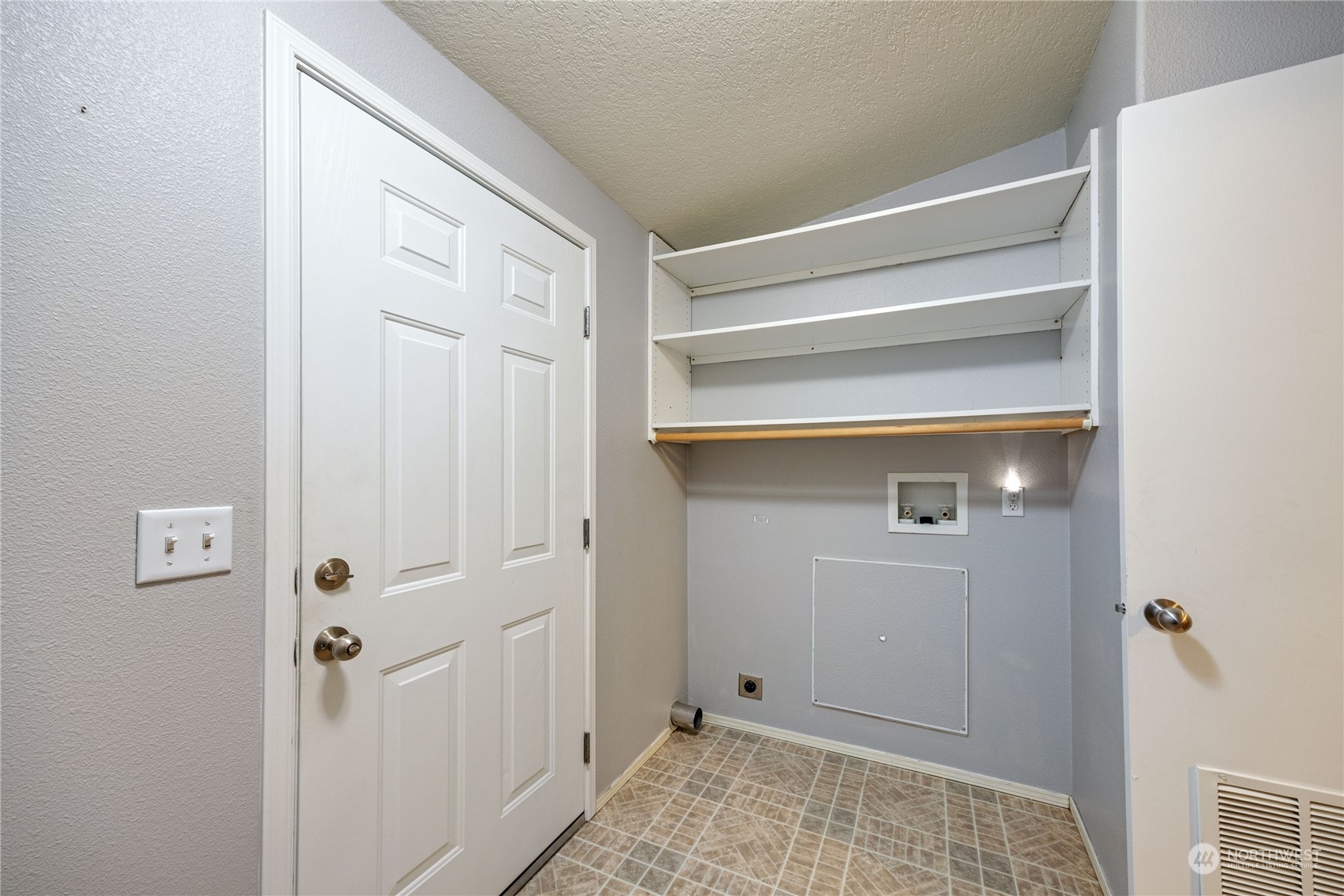 1390 Gasman Road Port Angeles, WA 98362 - Photo 29 of 40 Gallery Image 29