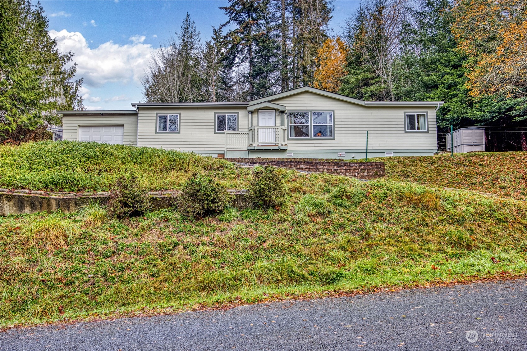 1390 Gasman Road Port Angeles, WA 98362 - Photo 4 of 40 Gallery Image 4