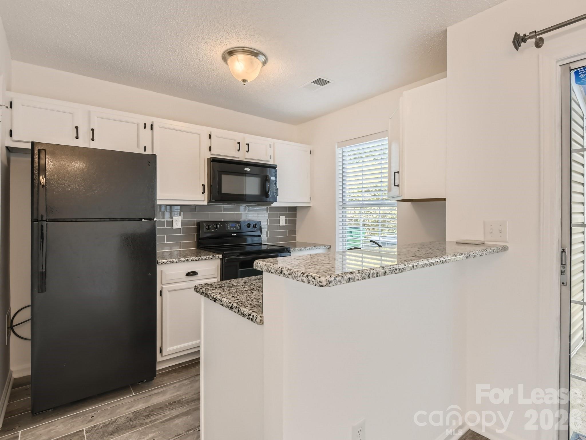 8281 Golf Ridge Drive Charlotte, NC 28277 - Photo 6 of 11