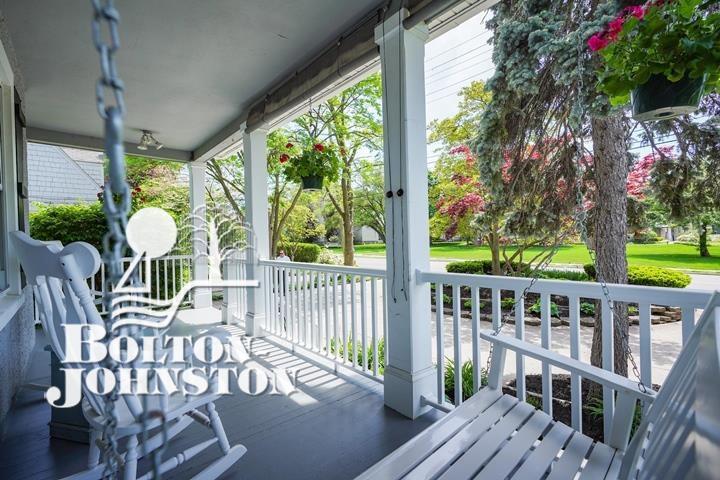 214 Moross Road Grosse Pointe, MI 48236 - Photo 27 of 35 50042588-26.JPG