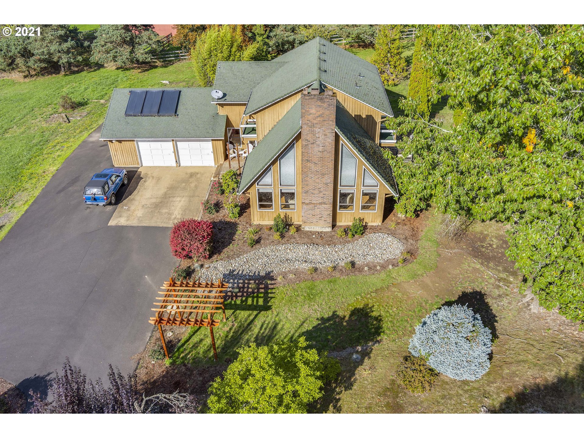 24875 Southeast Sunshine Valley Road Damascus, OR 97089 - Photo 2 of 26 Gallery Image 2