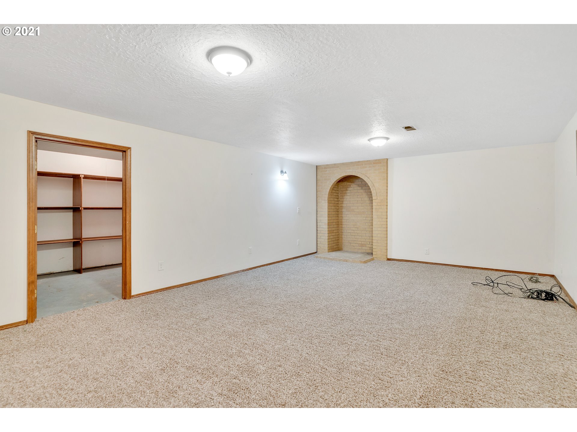 24875 Southeast Sunshine Valley Road Damascus, OR 97089 - Photo 17 of 26 Gallery Image 17