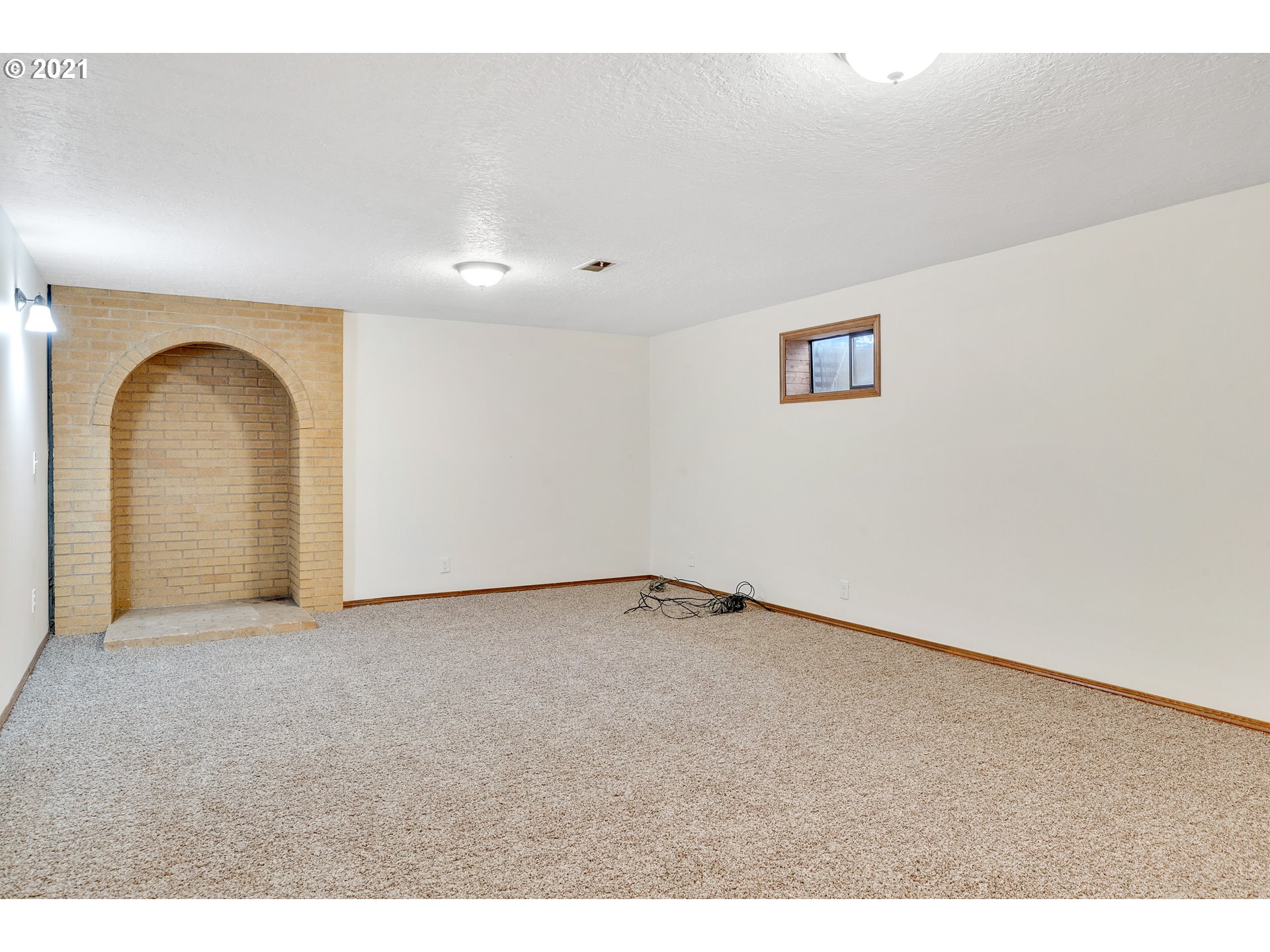 24875 Southeast Sunshine Valley Road Damascus, OR 97089 - Photo 18 of 26 Gallery Image 18
