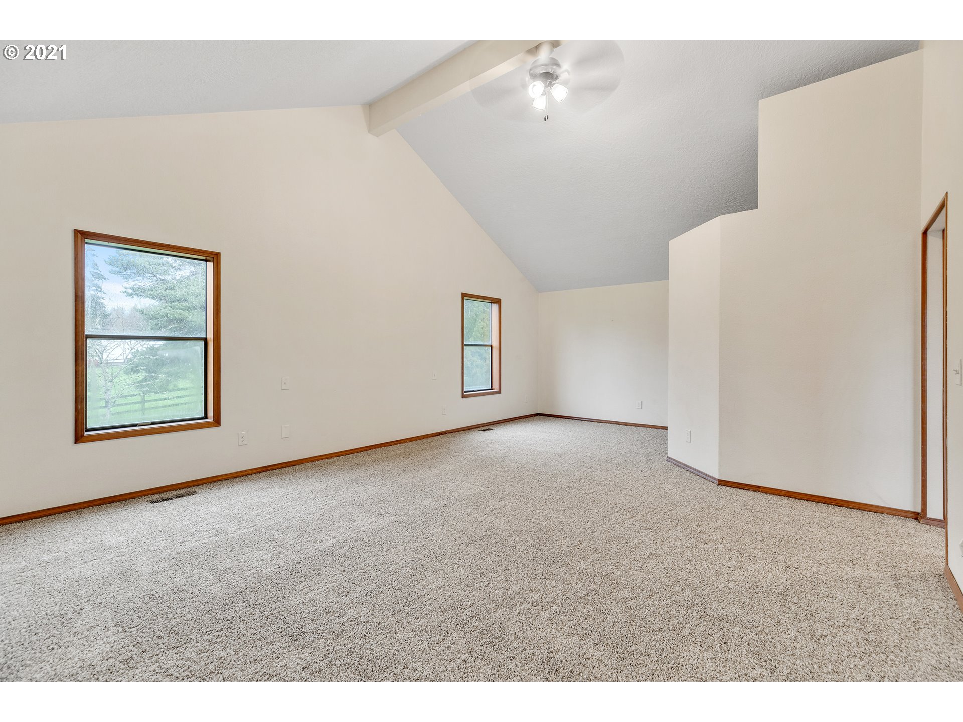 24875 Southeast Sunshine Valley Road Damascus, OR 97089 - Photo 22 of 26 Gallery Image 22