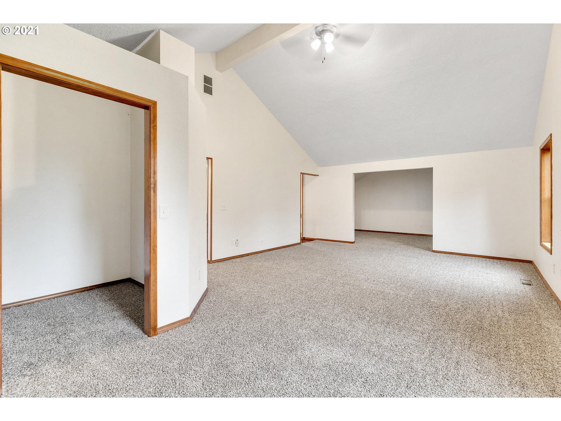 24875 Southeast Sunshine Valley Road Damascus, OR 97089 - Photo 25 of 26 Gallery Image 25