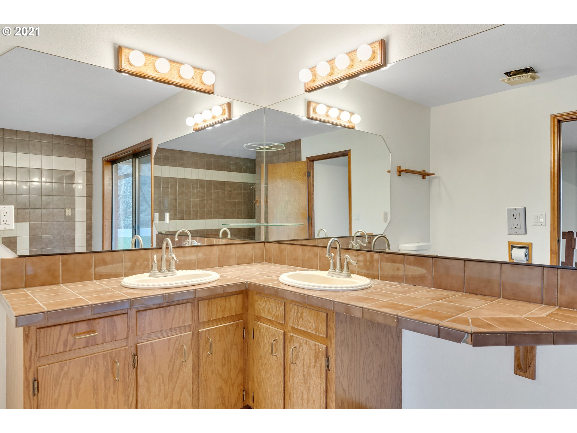 24875 Southeast Sunshine Valley Road Damascus, OR 97089 - Photo 26 of 26 Gallery Image 26