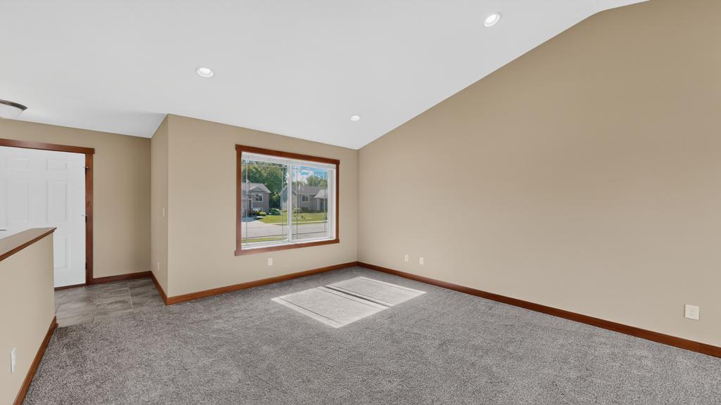4998 55th Avenue Northwest Rochester, MN 55901 - Photo 20 of 39