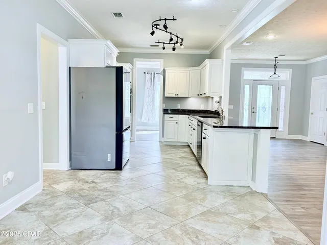 $399,000 | 9713 Resota Beach Road, Southport, FL 32409