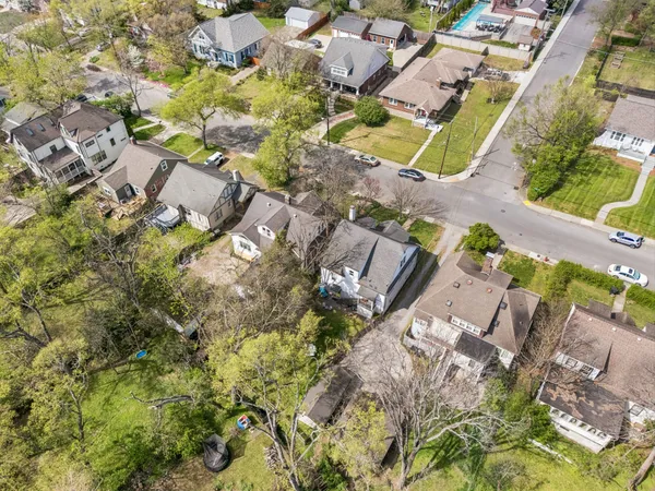 $1,050,000 | 2505 West Linden Avenue, Nashville, TN 37212