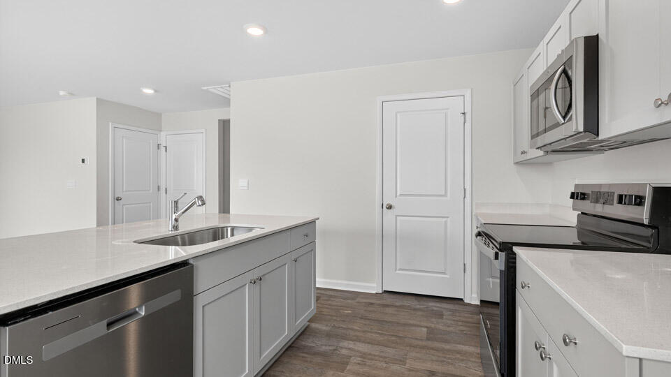 3601 Turney Drive Raleigh, NC 27610 - Photo 12 of 39 barwell-park-lot-80-017