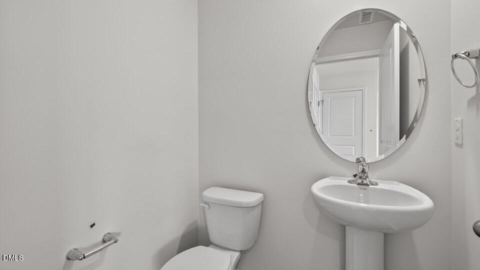 3601 Turney Drive Raleigh, NC 27610 - Photo 8 of 39 barwell-park-lot-80-013