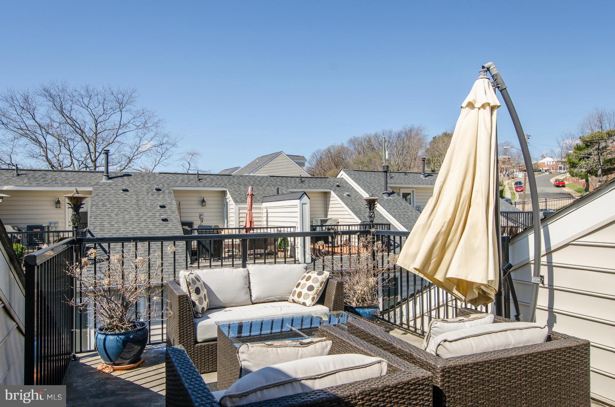 3445 Kemper Road Arlington, VA 22206 - Photo 11 of 13 Exterior (Rear)