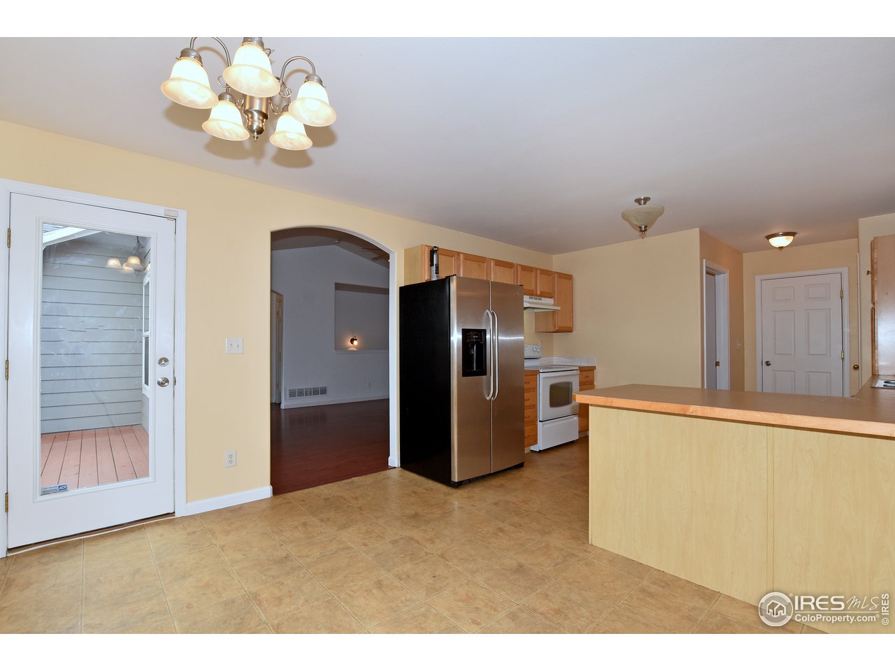 924 Cliffrose Way Severance, CO 80550 - Photo 15 of 40 a view interior of the house and kitchen view