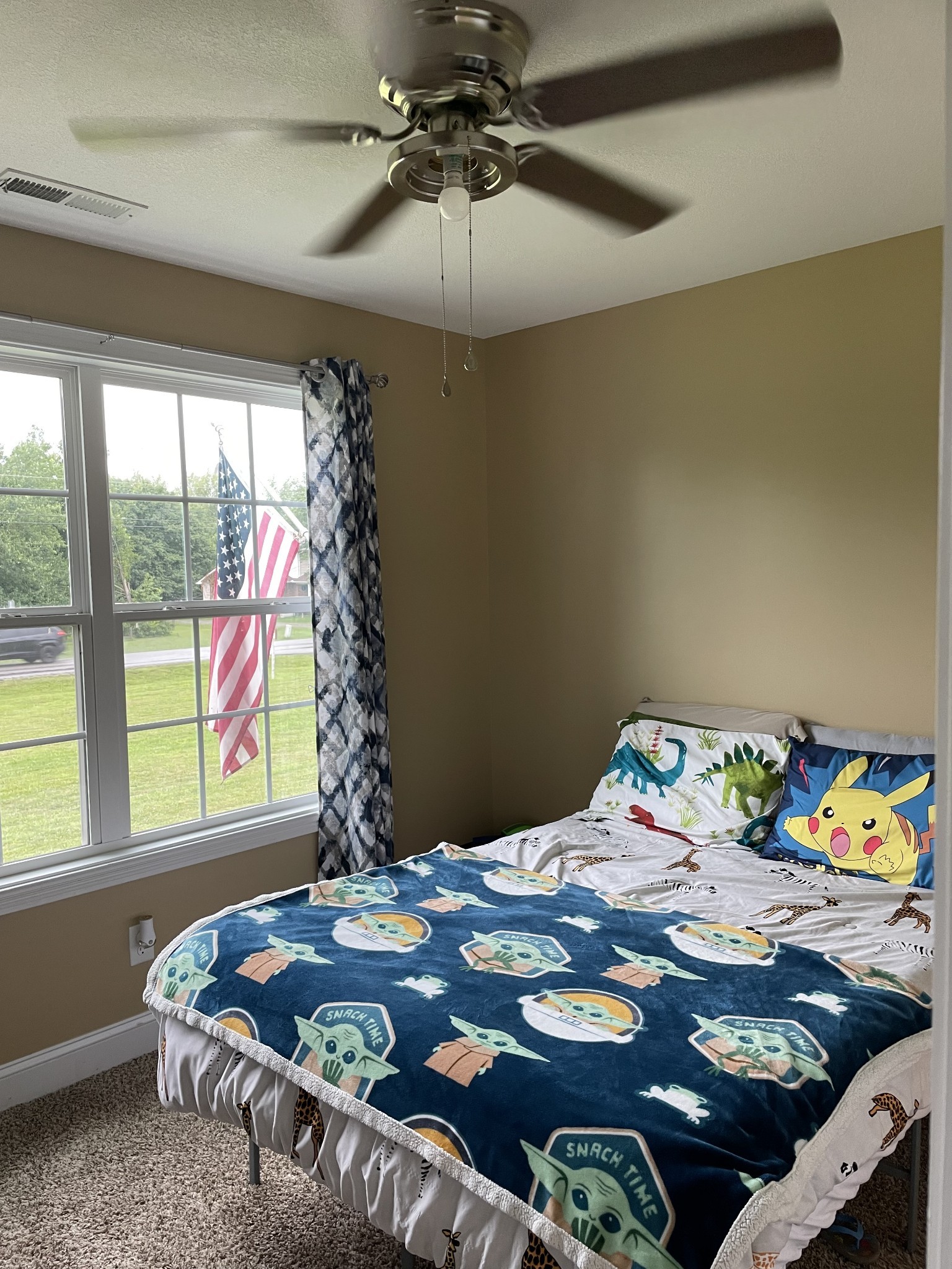 85 Good Hope Cemetery Road Oak Grove, KY 42262 - Photo 42 of 46 a table with chairs and window in it