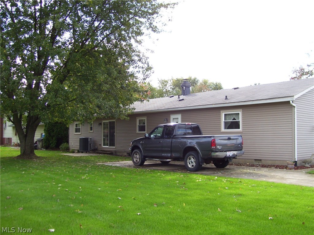 100 Willard Street Rittman, OH 44270 - Photo 3 of 30
