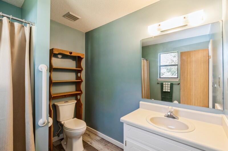 1202 Valley Road Crestview, FL 32539 - Photo 21 of 35 Gallery Image 21