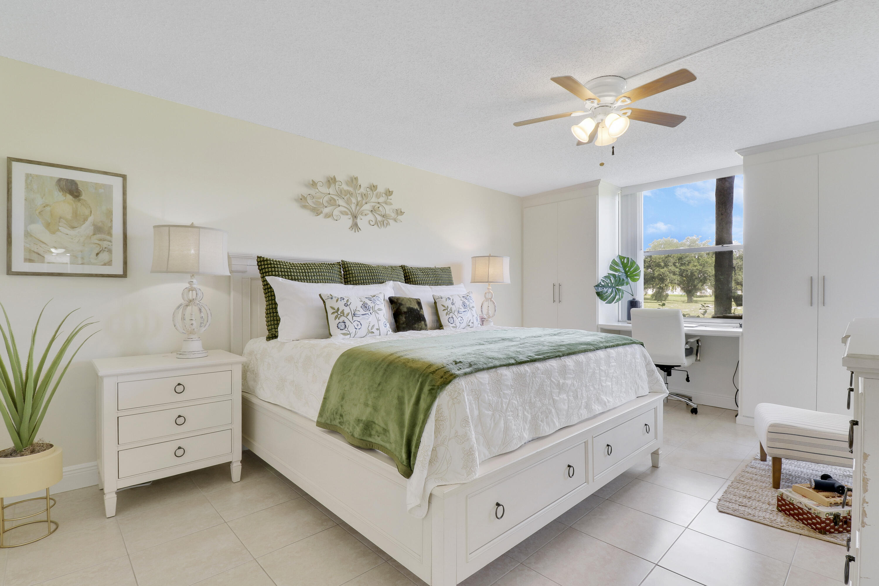 5260 Northwest 2nd Avenue, Unit 101 Boca Raton, FL 33487 - Photo 5 of 26 House-5