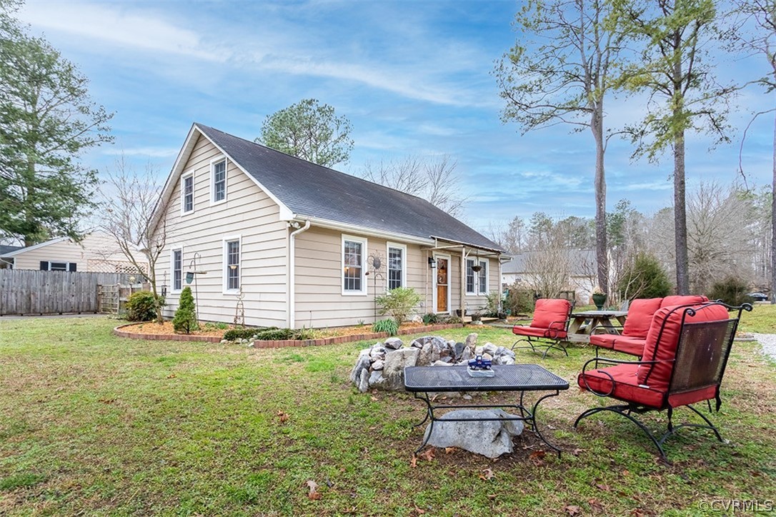 9426 Townsend Road Providence Forge, VA 23140 - Photo 3 of 19