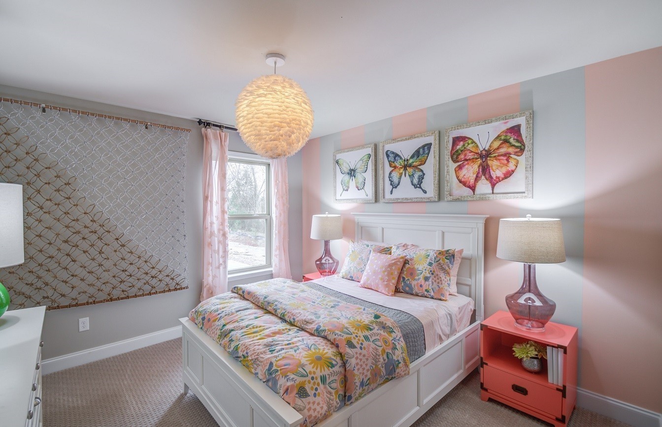 1231 Pebble Run Road Hendersonville, TN 37075 - Photo 25 of 53 a bedroom with a bed and a chandelier