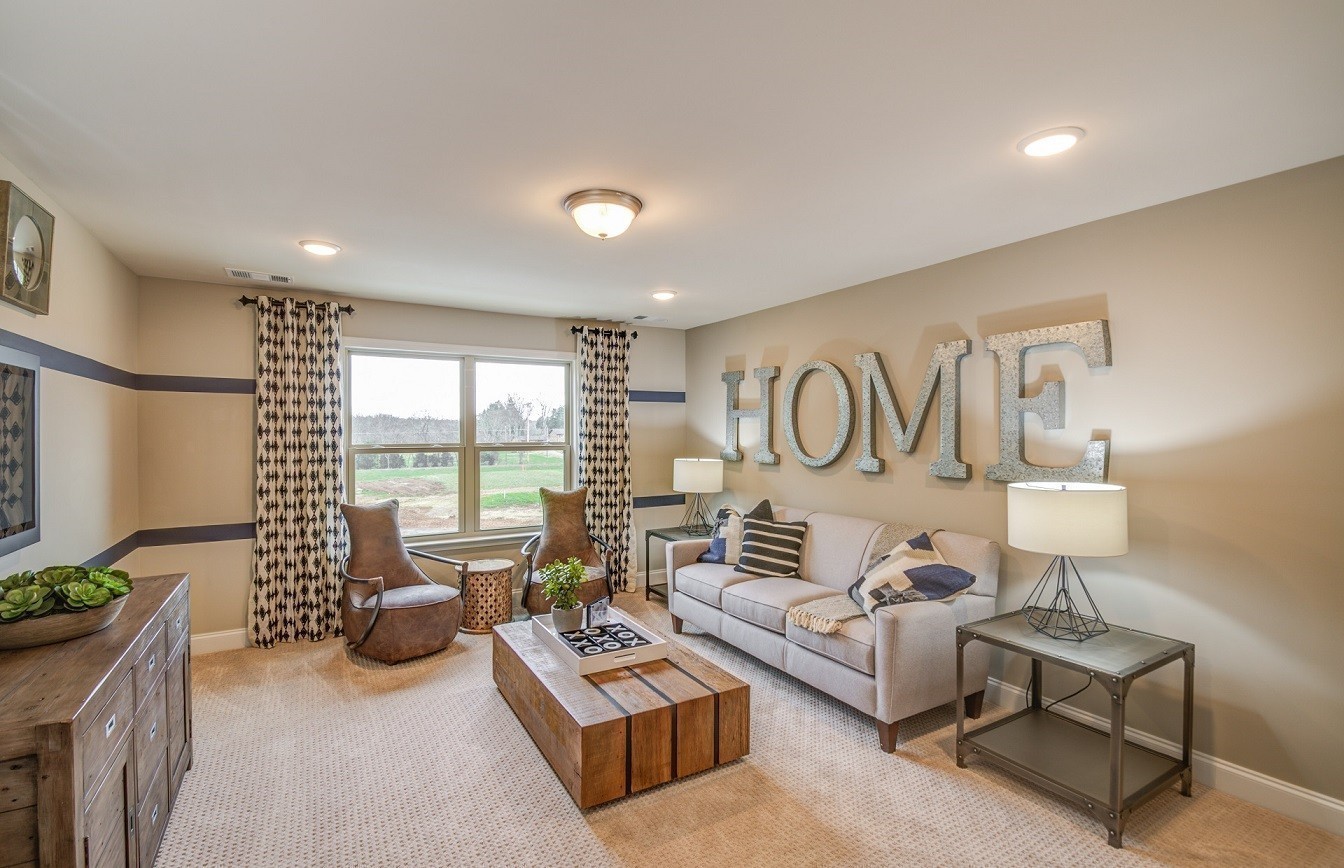 1231 Pebble Run Road Hendersonville, TN 37075 - Photo 35 of 53 a living room with furniture and a large window