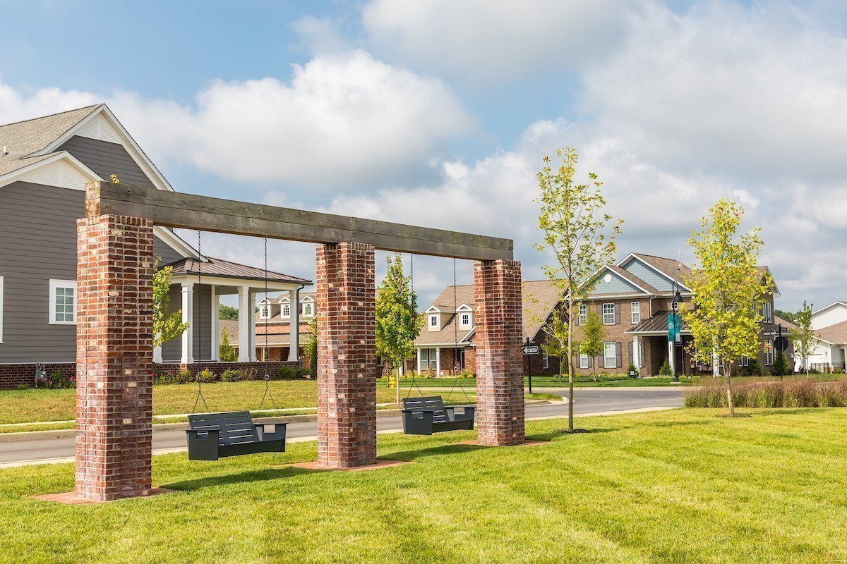 1231 Pebble Run Road Hendersonville, TN 37075 - Photo 40 of 53 a view of a house with a swimming pool