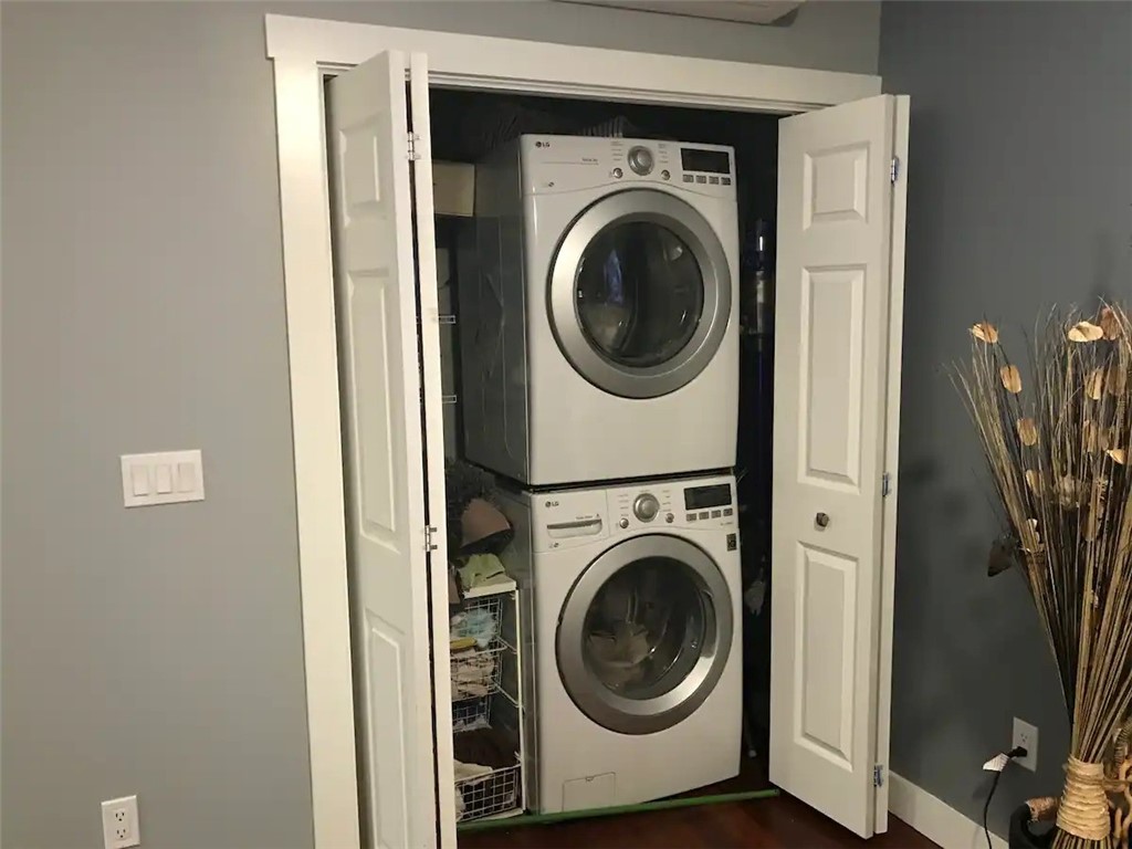 10 Parade Street, Unit 1 Providence, RI 02909 - Photo 8 of 14