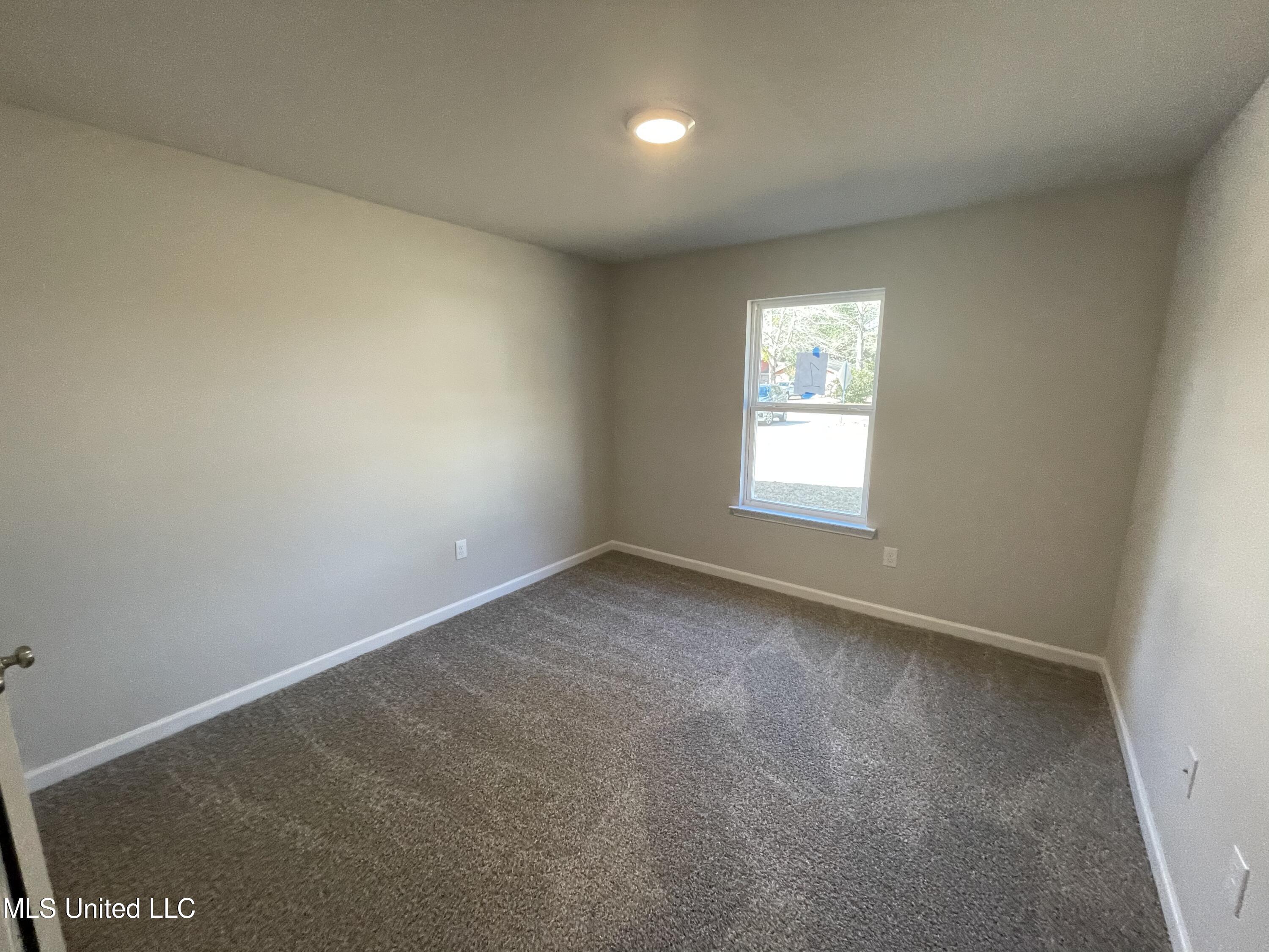 8277 Curry Road Biloxi, MS 39532 - Photo 11 of 14 FFB3104D-7C8B-4EEB-A2C3-A6B96937ACBC