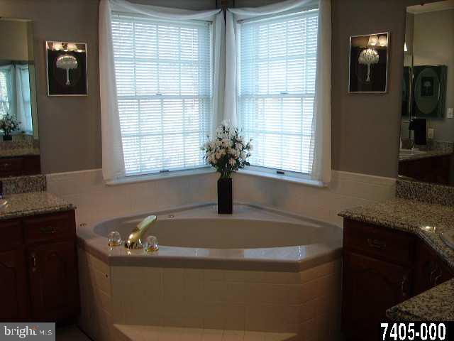 3689 Pleasant Valley Road York, PA 17406 - Photo 14 of 23 Gallery Image 14
