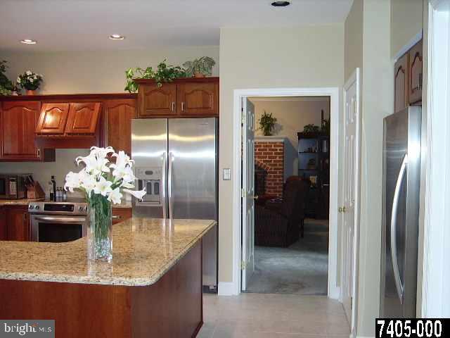 3689 Pleasant Valley Road York, PA 17406 - Photo 8 of 23 Gallery Image 8