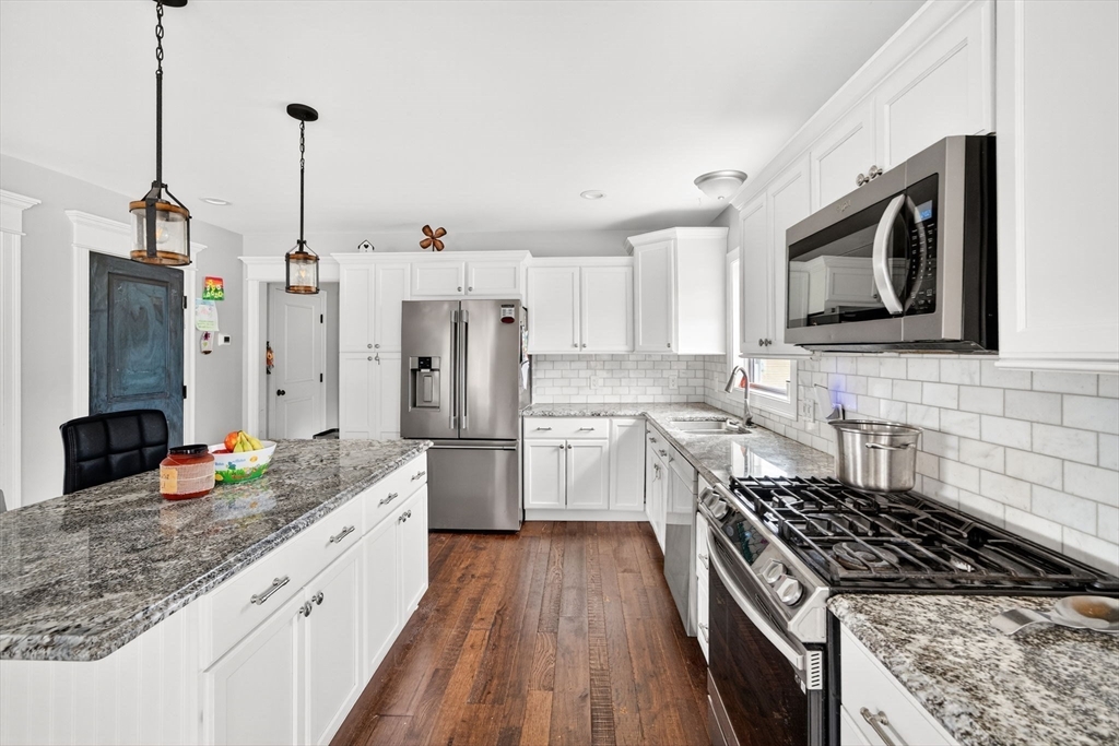 41 High Hill Road Swansea, MA 02777 - Photo 8 of 27 Gallery Image 8