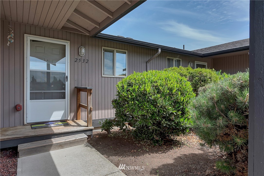 2530 Racine Street Bellingham, WA 98226 - Photo 4 of 20 Gallery Image 4