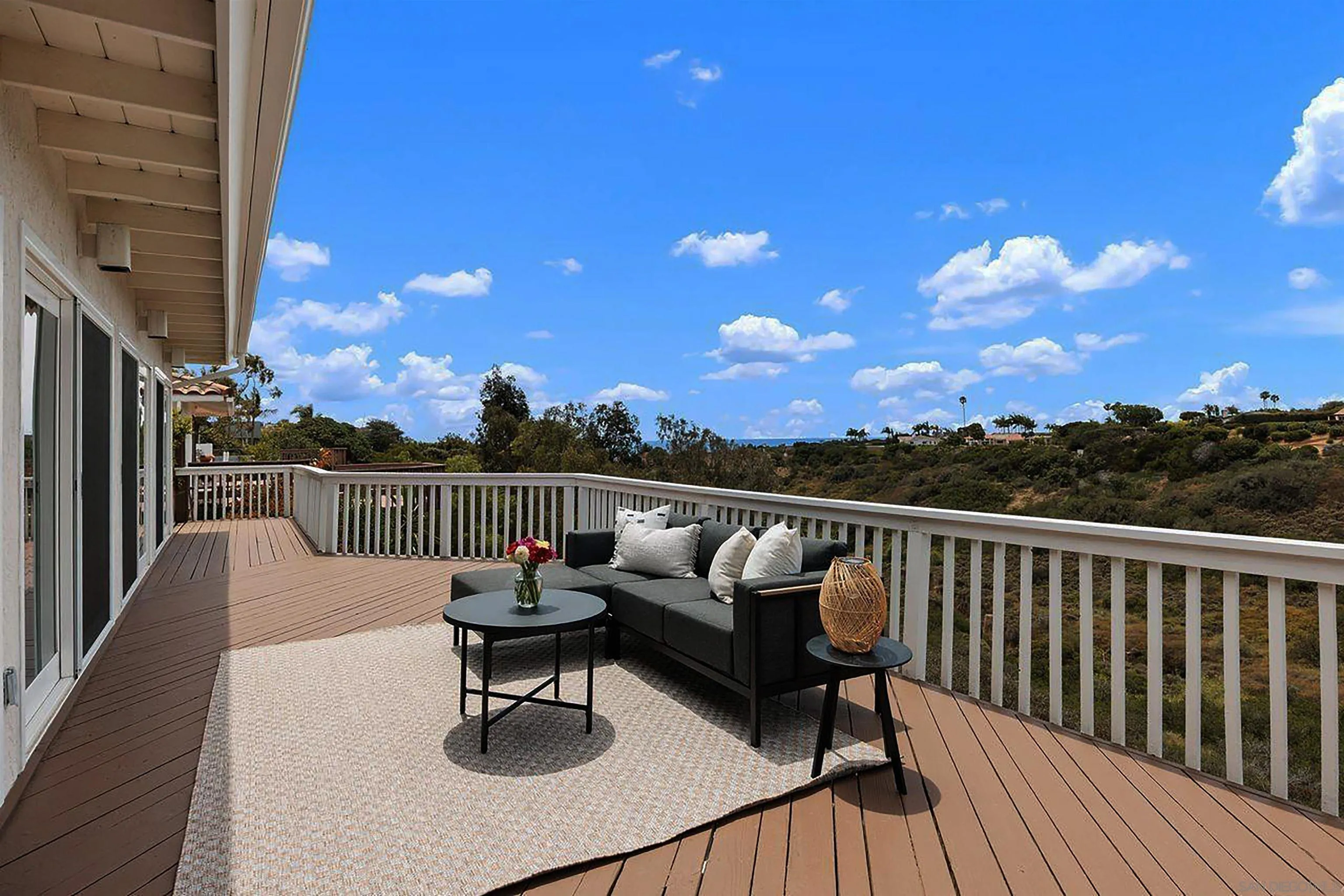 5942 Sagebrush Road La Jolla, CA 92037 - Photo 18 of 47 Gallery Image 18