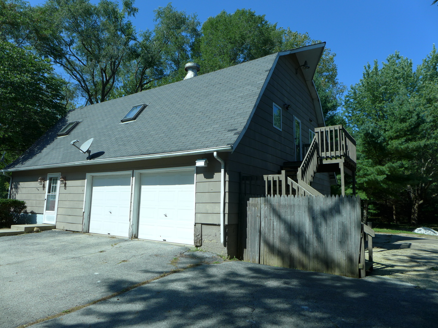 6316 Johnsburg Road Spring Grove, IL 60081 - Photo 7 of 29 a view of outdoor space and yard